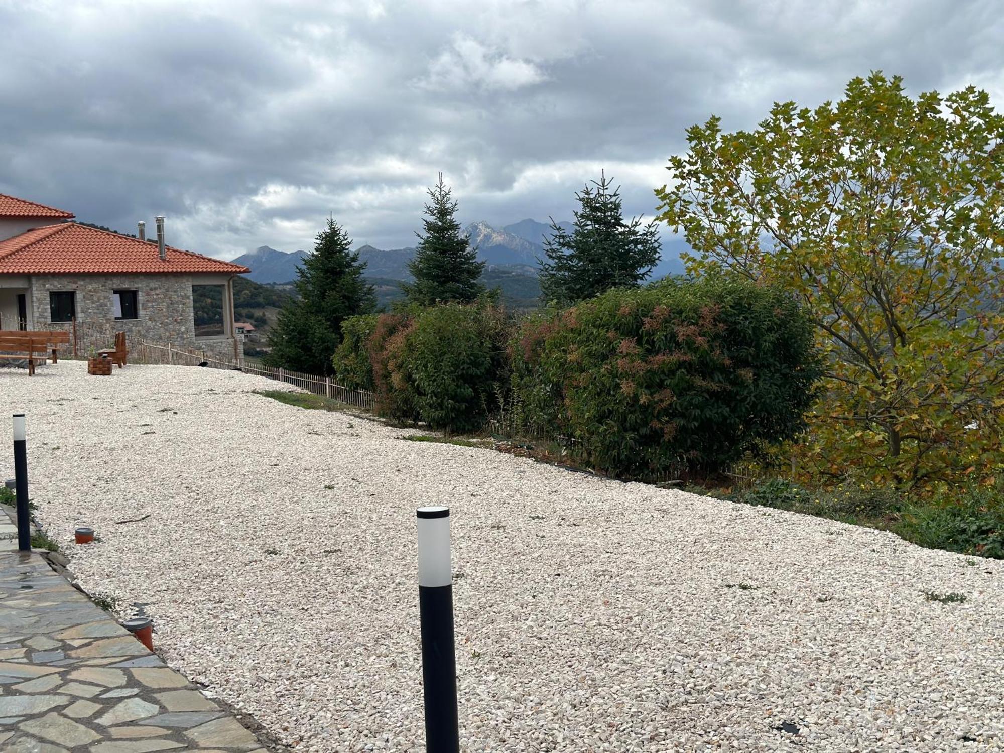 - A Luxury Maisonette Casa vacanze Kalavryta